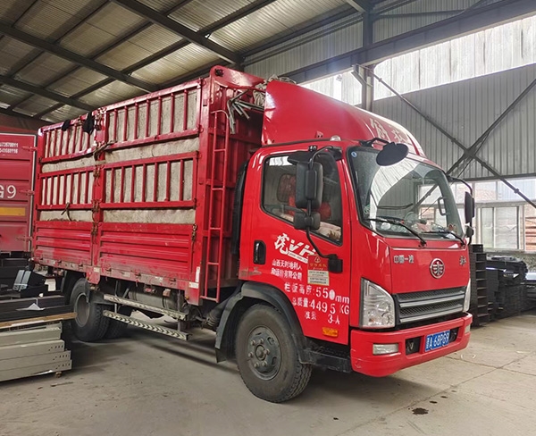 防火橋架發往柳林